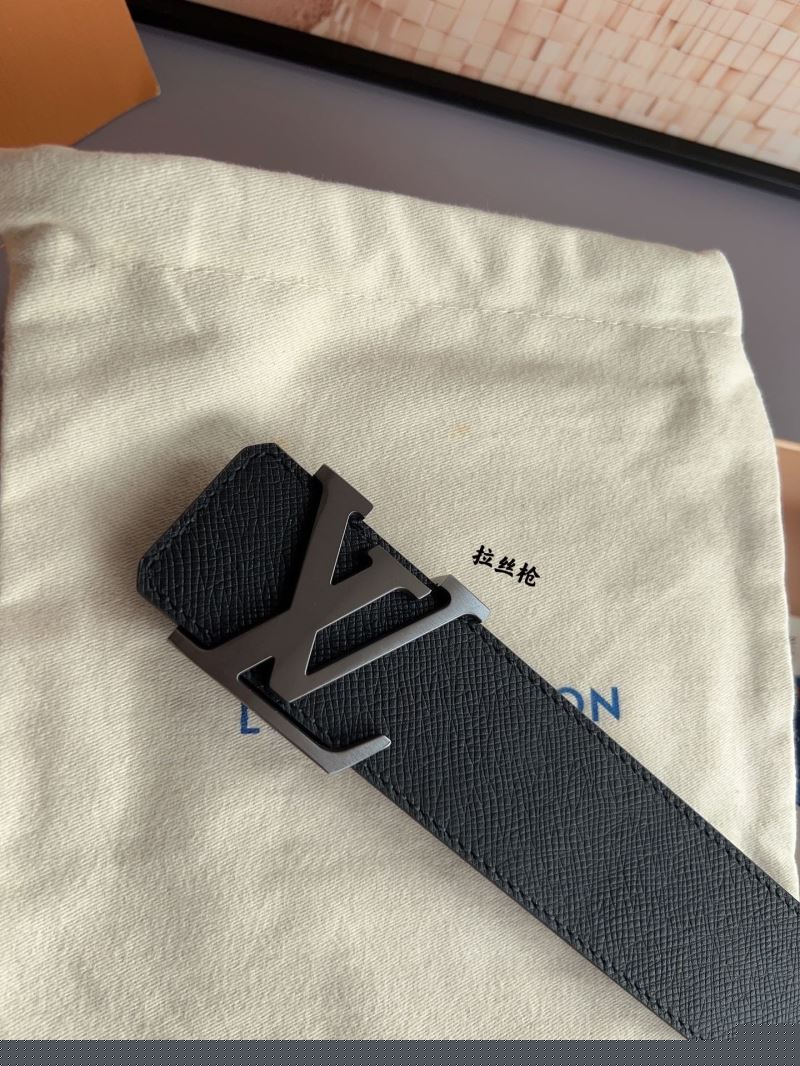 l**is V*t*n belts